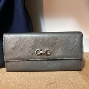 SALVATORE FERRAGAMO Long Wallet Leather JP-22-B002